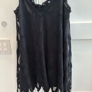 “Carrie Me Couture Palm Beach” black, sleeveless lace detail tunic. Size medium